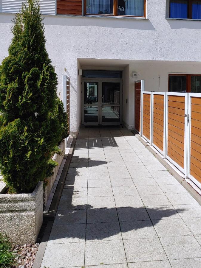 Swinoujscie Platan Patio 6 - Berry Apartments Esterno foto