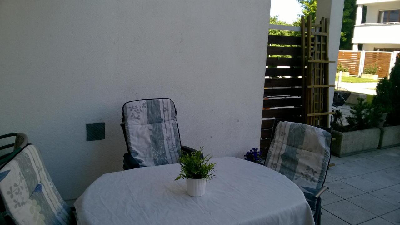 Swinoujscie Platan Patio 6 - Berry Apartments Esterno foto